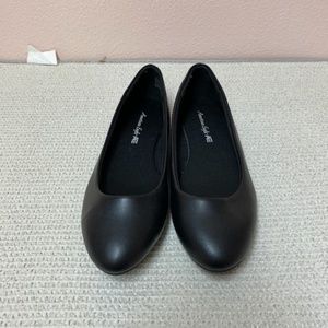 American Eagle black flats Size 5